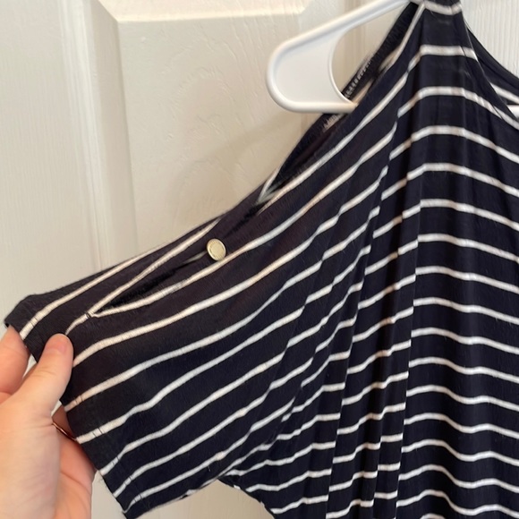 Striped Cold Shoulder Blouse - Picture 2 of 4